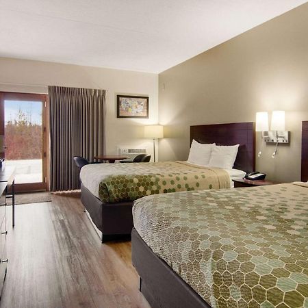 Econo Lodge Cadillac By Choice Esterno foto