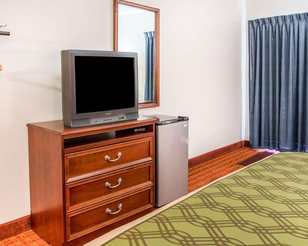 Econo Lodge Cadillac By Choice Camera foto