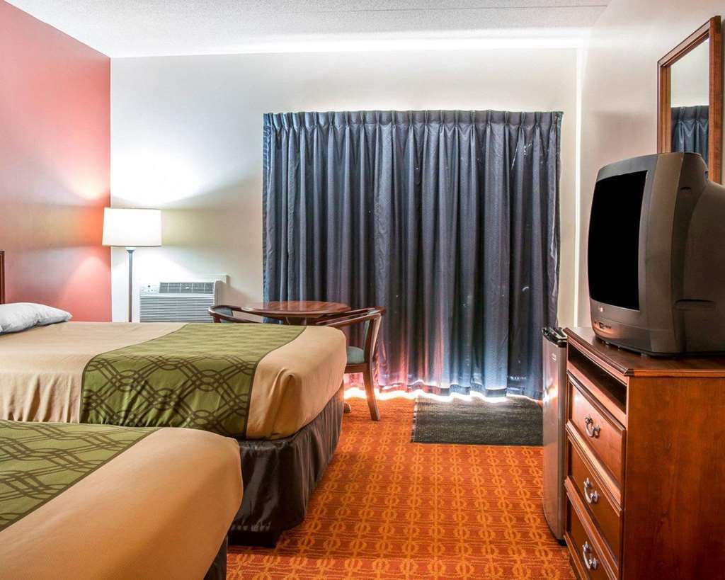Econo Lodge Cadillac By Choice Camera foto